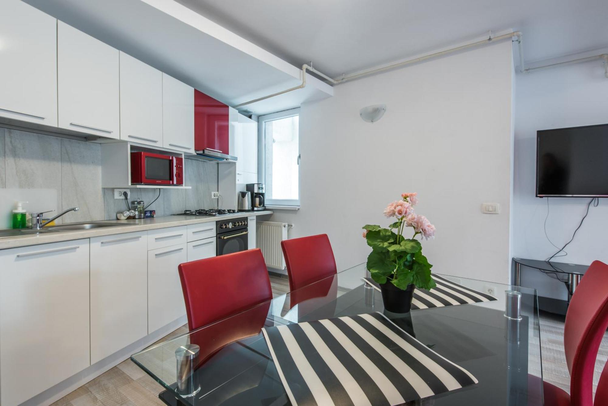 Bucharest Central Apartments - Shabbat Friendly Zewnętrze zdjęcie