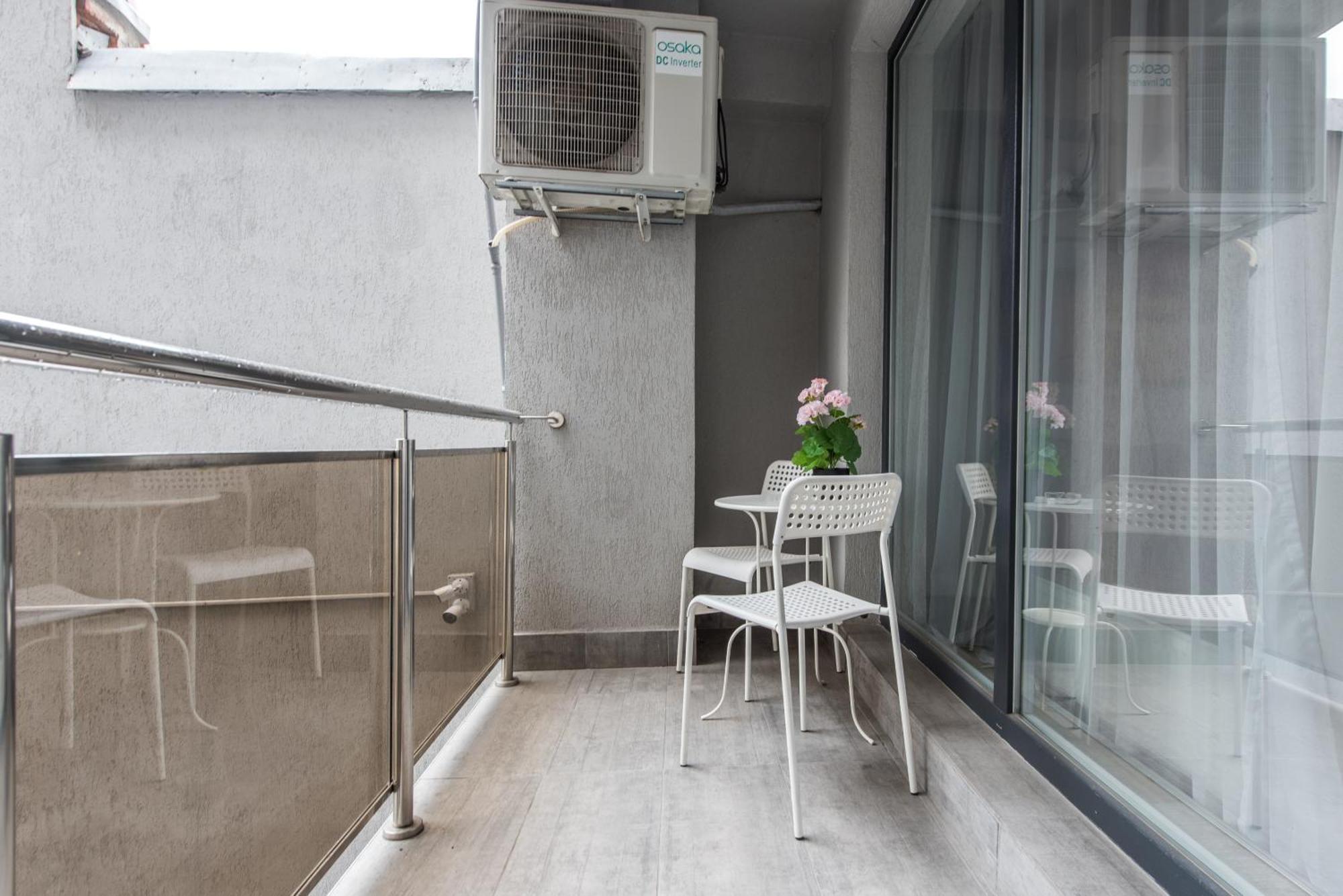Bucharest Central Apartments - Shabbat Friendly Zewnętrze zdjęcie